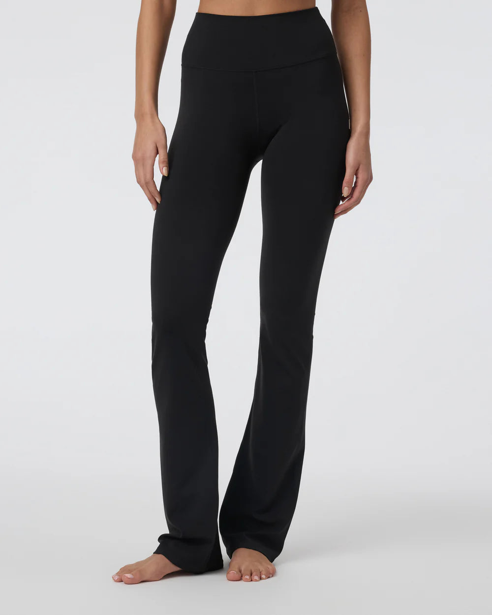 Vuori AllTheFeels? Slim Flare - Short