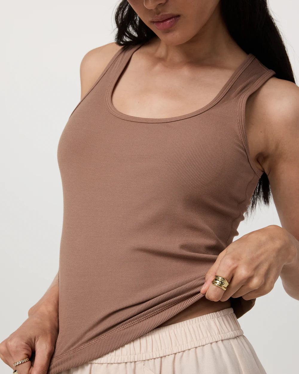 Pose Layering Tank