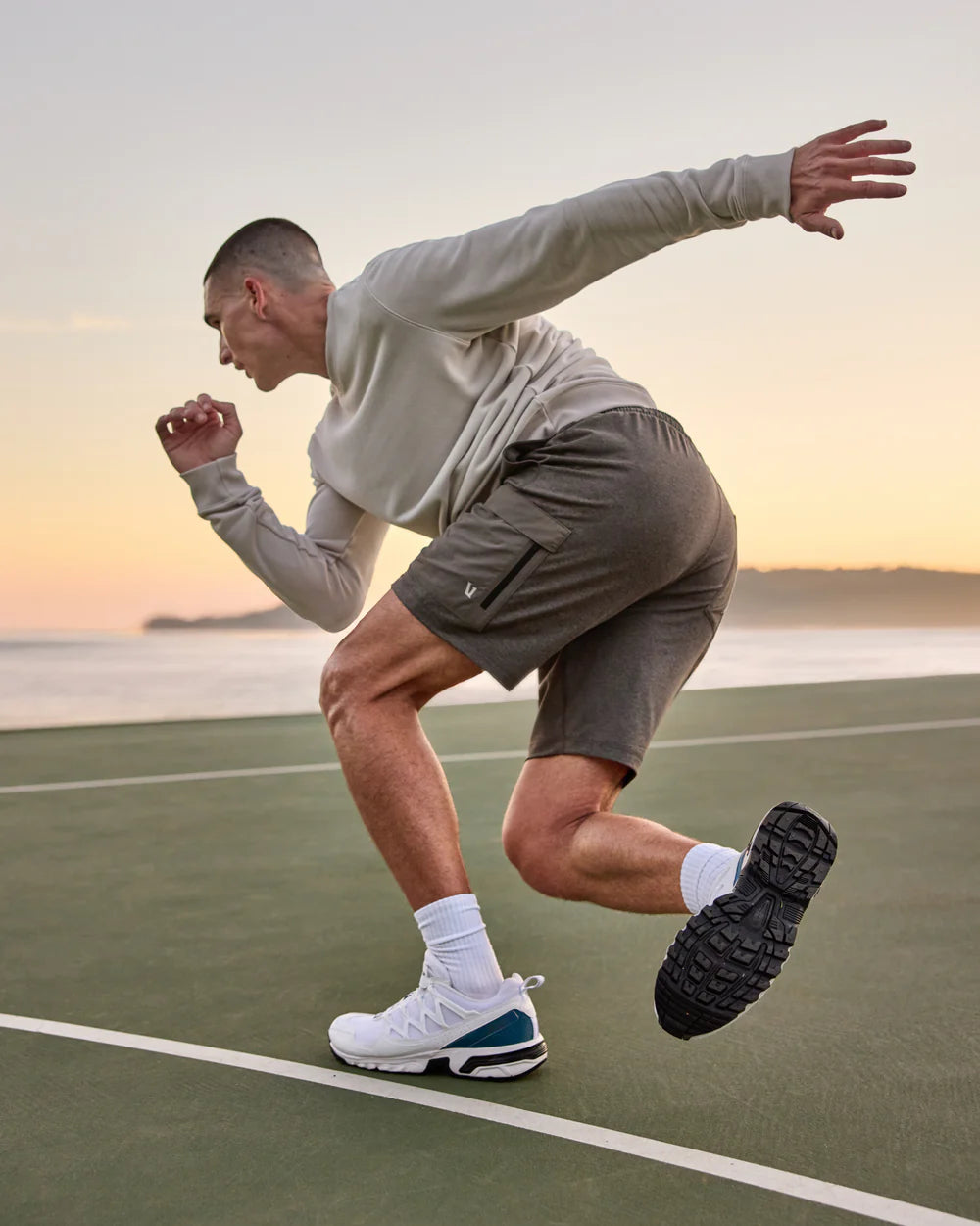 Sunday Performance Utility Short 8