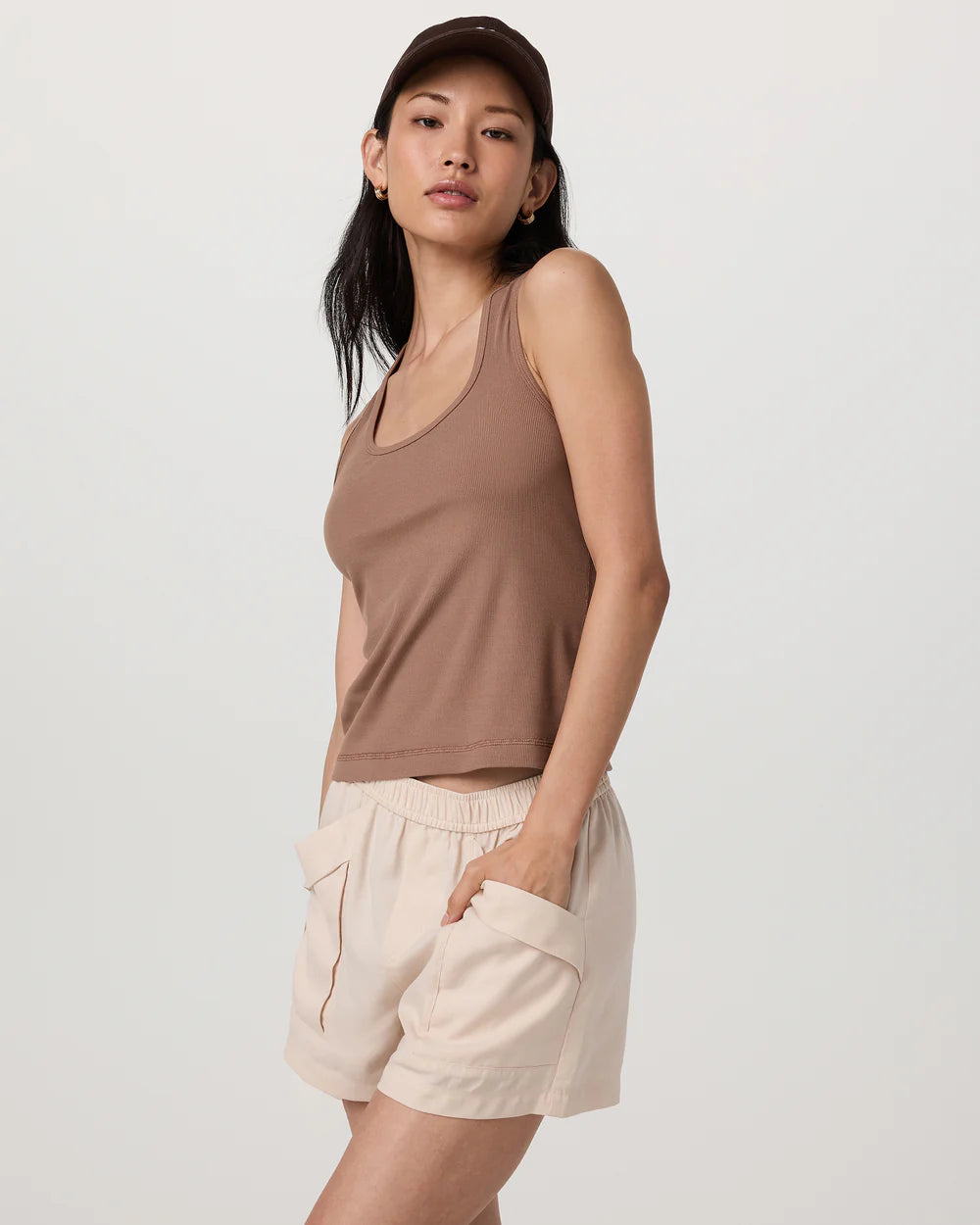 Pose Layering Tank