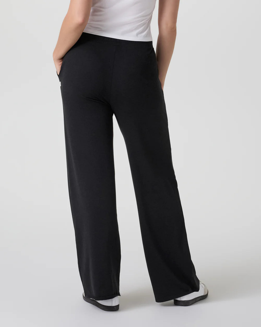 Halo Essential Wideleg Pant