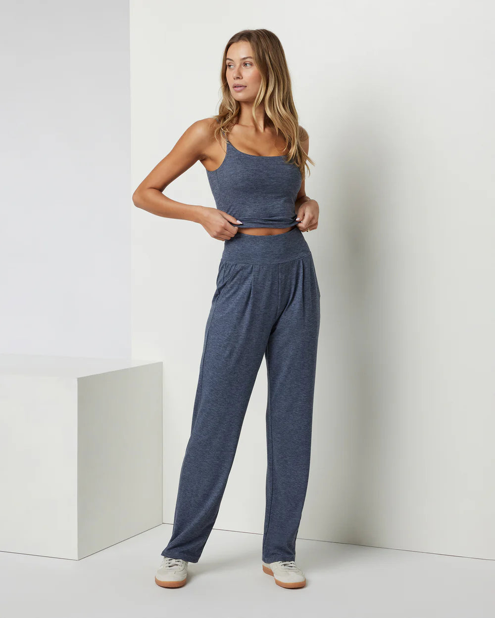 Lux At Ease Straight