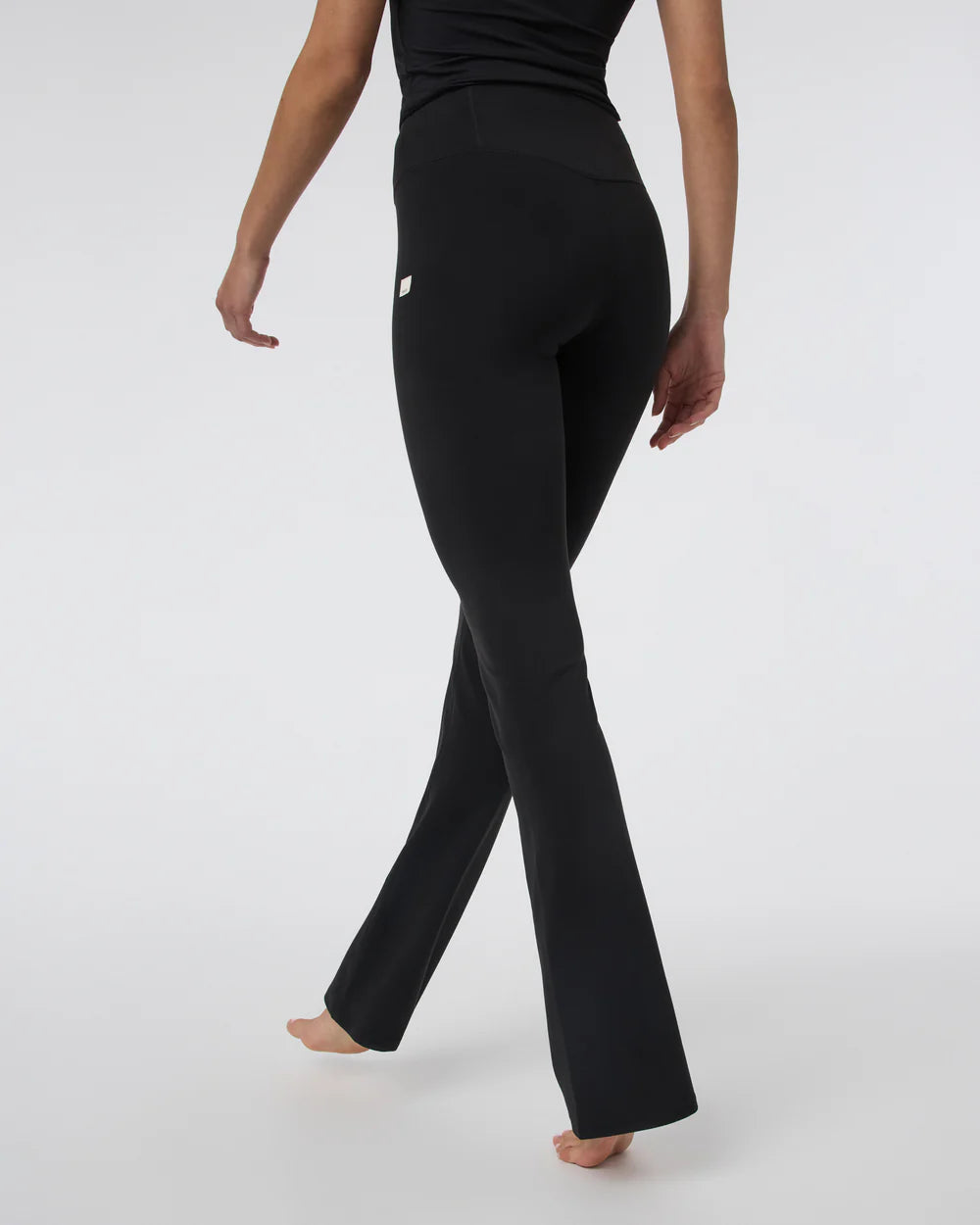 Vuori AllTheFeels? Slim Flare - Short