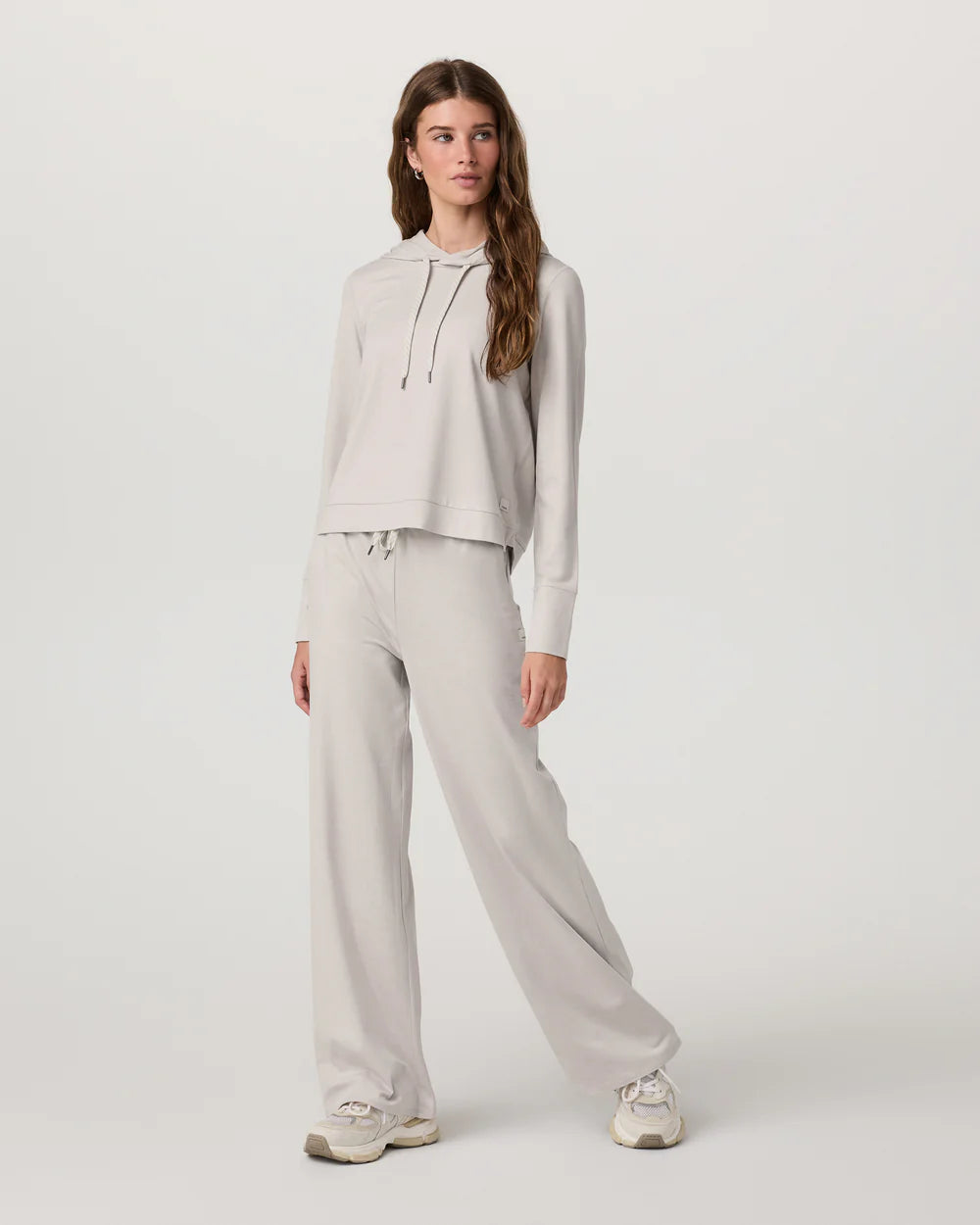 Halo Essential Hoodie