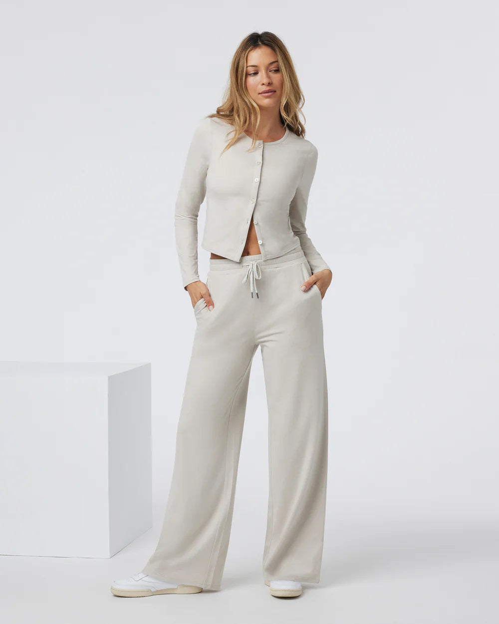 Halo Essential Wideleg Pant